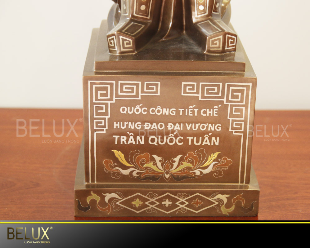 Tượng Trần Hưng Đạo Đồng Đỏ Khảm Ngũ Sắc – Cao 70cm