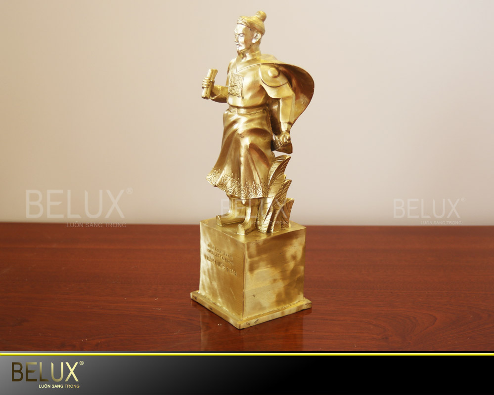Tượng Đồng Trần Hưng Đạo Đồng Vàng – 31cm