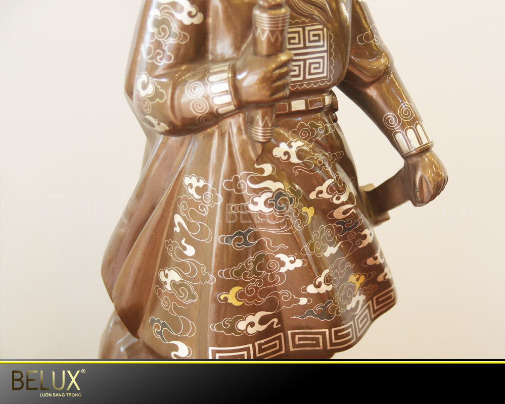 Tượng Trần Hưng Đạo Đồng Đỏ Khảm Ngũ Sắc – Cao 70cm