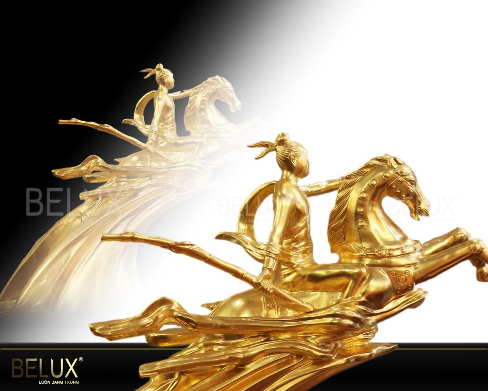 Tượng Thánh Gióng theo yêu cầu mẫu 1