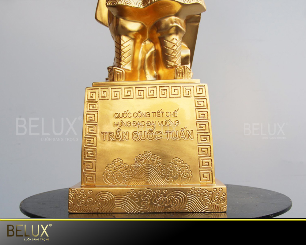 Tượng Đồng Đỏ Dát Vàng 9999 Trần Hưng Đạo Cao 60 Cm