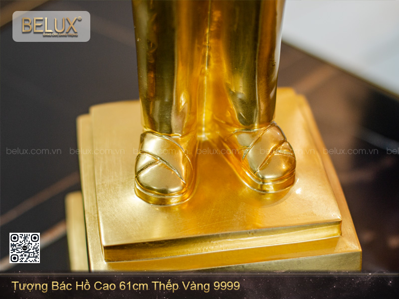 Tượng Bác Hồ cao 61cm thếp vàng 9999
